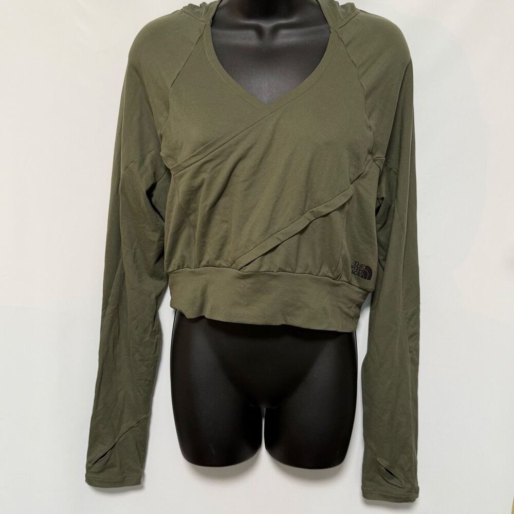 The North Face Women cropped long sleeve hoodie thumb holes army green size smal